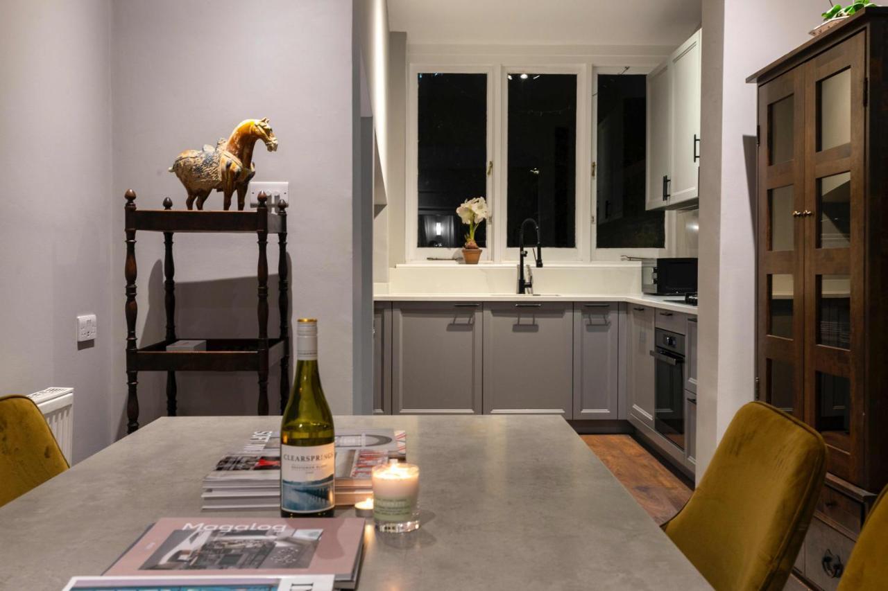 Shared Guest House 5 Mins Walk From Vauxhall And Nine Elms Station With Off-Site Parking Near Us Embassy Лондон Екстериор снимка