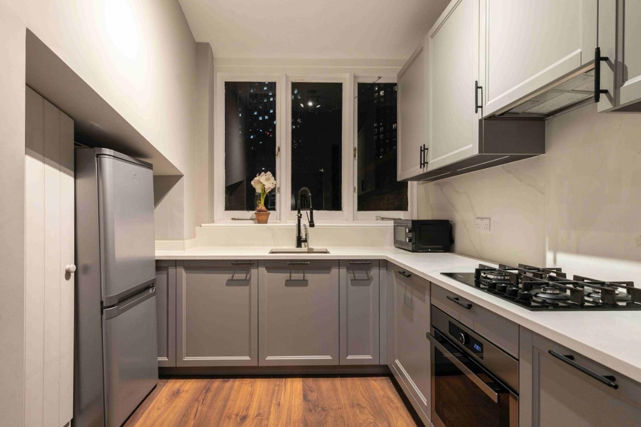 Shared Guest House 5 Mins Walk From Vauxhall And Nine Elms Station With Off-Site Parking Near Us Embassy Лондон Екстериор снимка